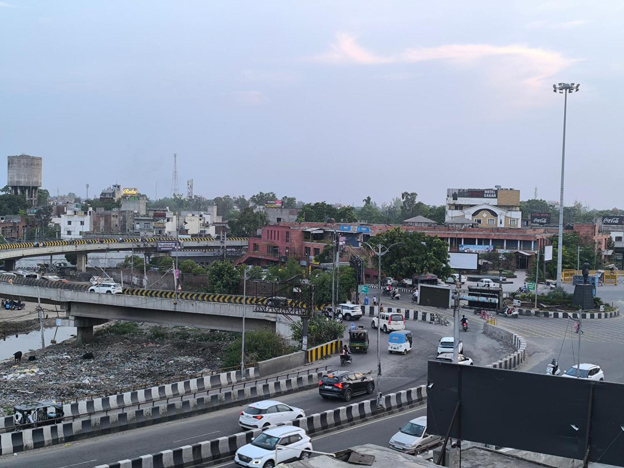 Hotel Jogi Guest House Amritsar Exterior foto