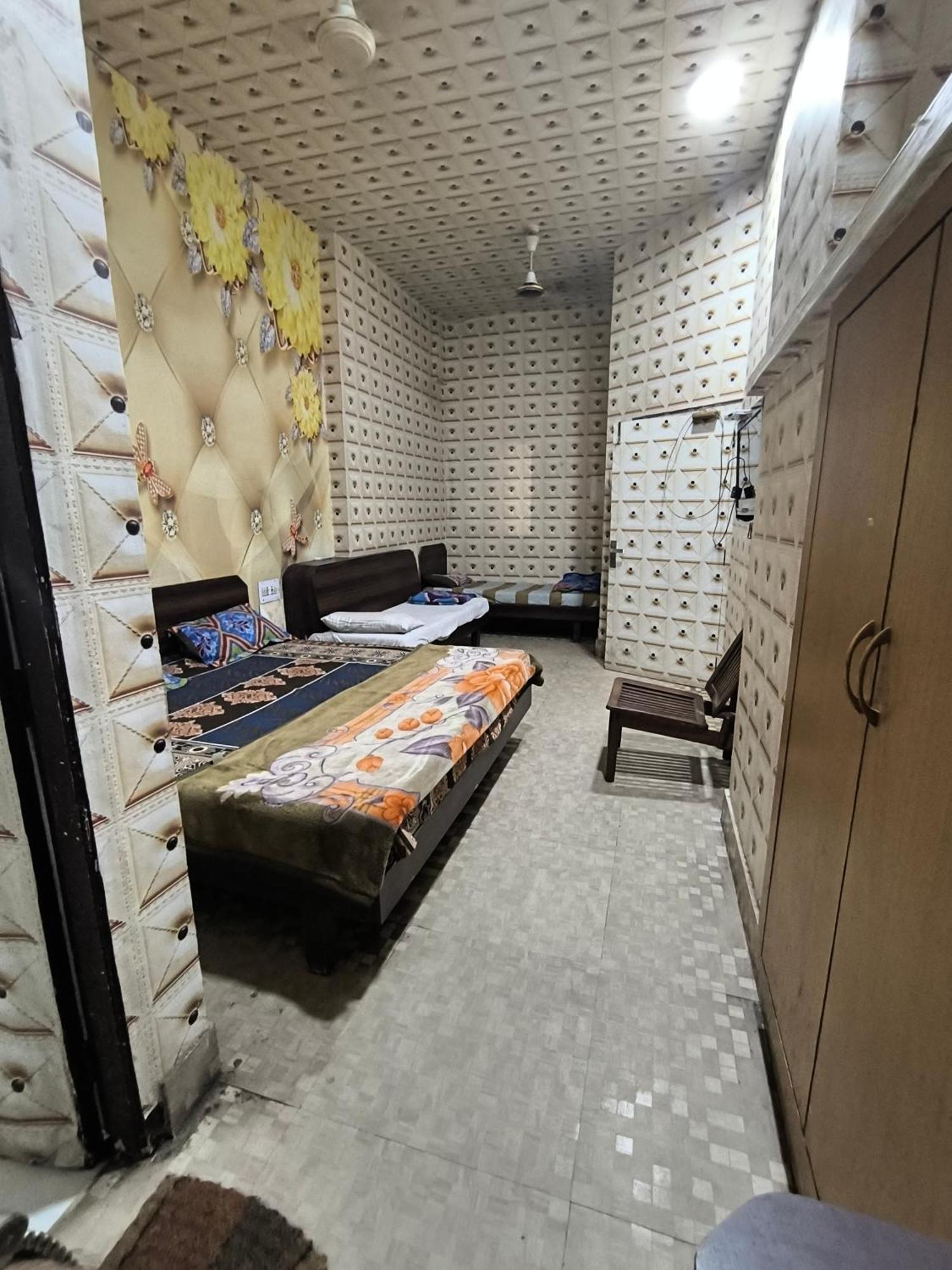 Hotel Jogi Guest House Amritsar Zimmer foto